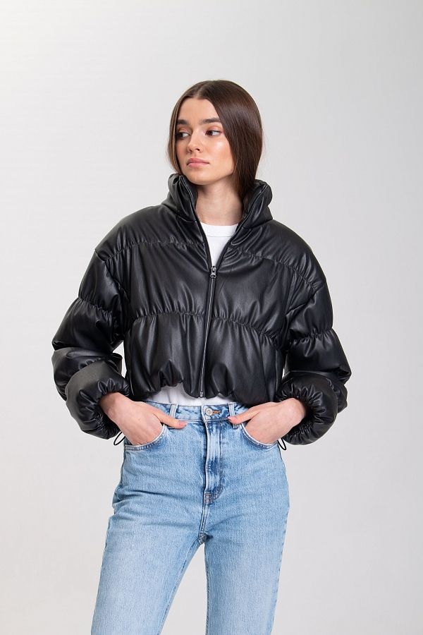 Вкорочена куртка з екошіри чорна K0523 #RU# Укороченная куртка из экокожи K0523 № 2
